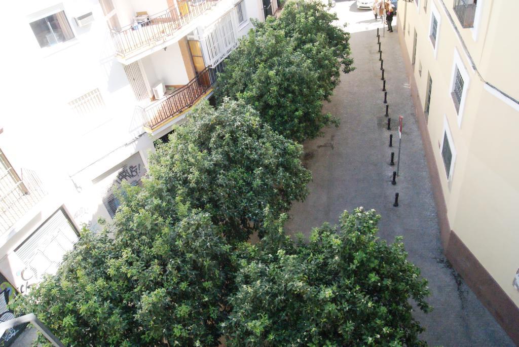 Apartamentos Turisticos La Encarnacion Seville Ngoại thất bức ảnh
