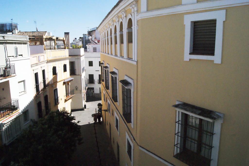 Apartamentos Turisticos La Encarnacion Seville Ngoại thất bức ảnh
