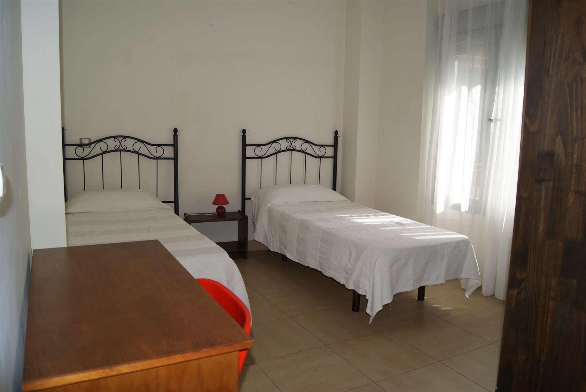 Apartamentos Turisticos La Encarnacion Seville Ngoại thất bức ảnh