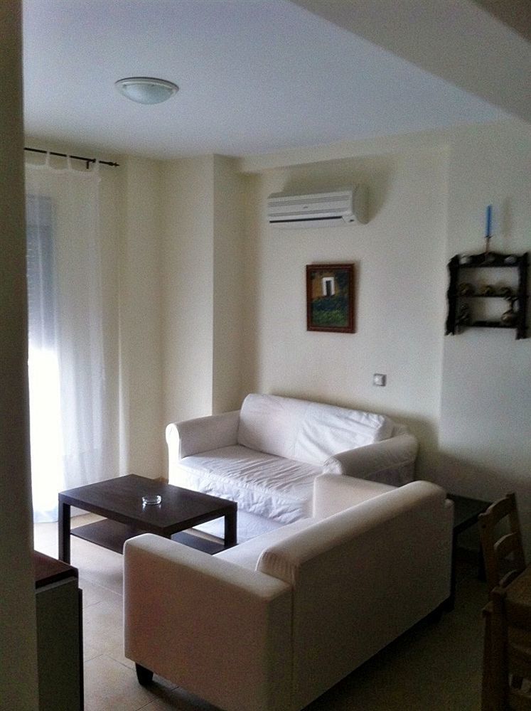 Apartamentos Turisticos La Encarnacion Seville Ngoại thất bức ảnh