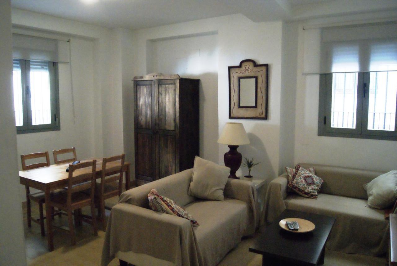 Apartamentos Turisticos La Encarnacion Seville Ngoại thất bức ảnh